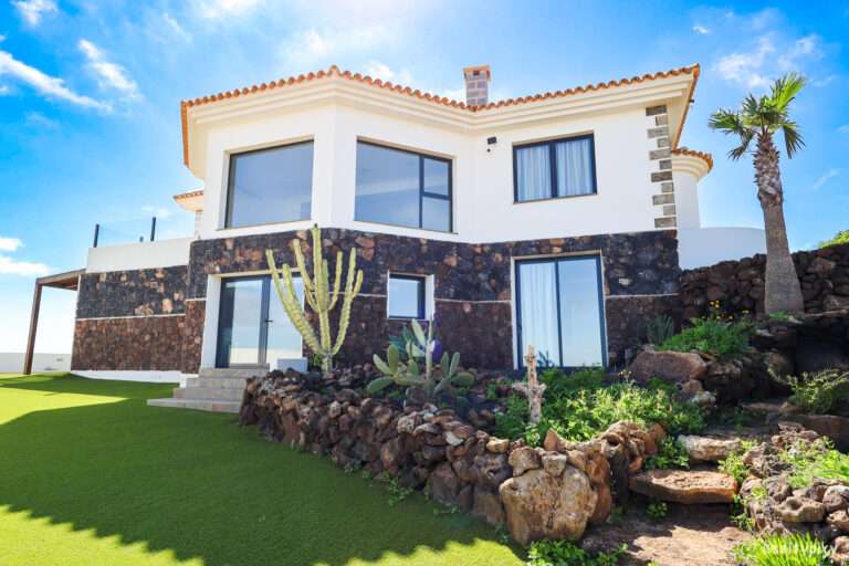 NEW ! VILLA D&rsquo;EXCEPTION À FUERTEVENTURA LA VILLA VOLCANOA