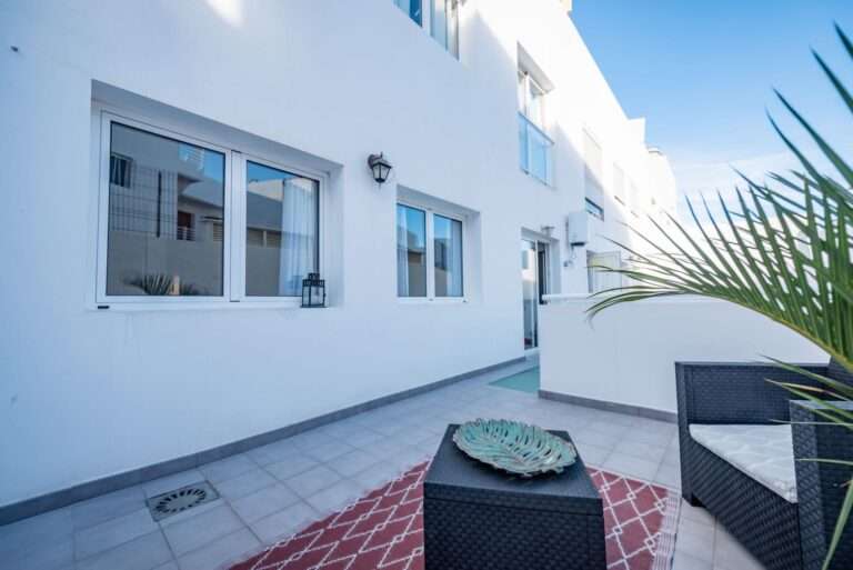 cea3df63-9040-4f12-a3bf-22dcfd3be2f2 2