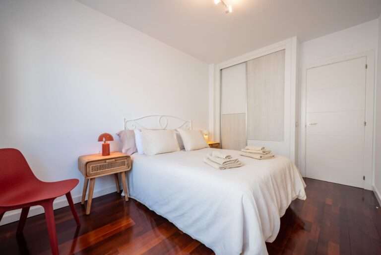 e439d24b-1c35-4038-865d-9b3c4f75c74c 2